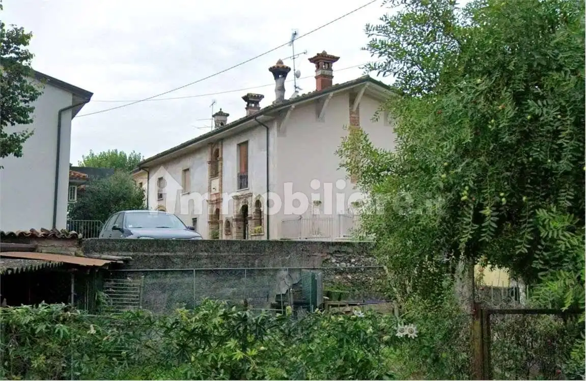 Casa indipendente in asta a Calcinato