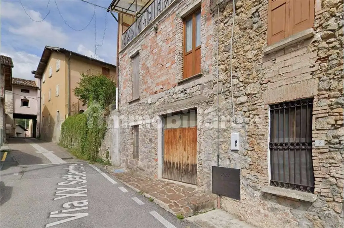 Casa indipendente in asta a Pezzaze