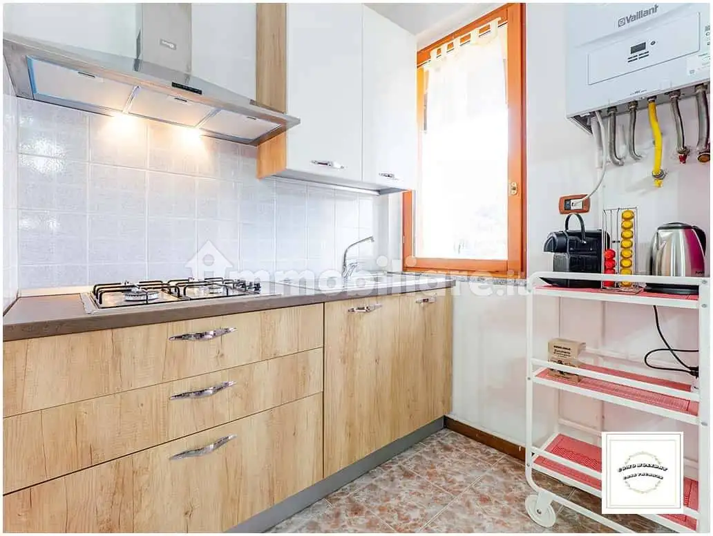 Appartamento in affitto a Faggeto Lario