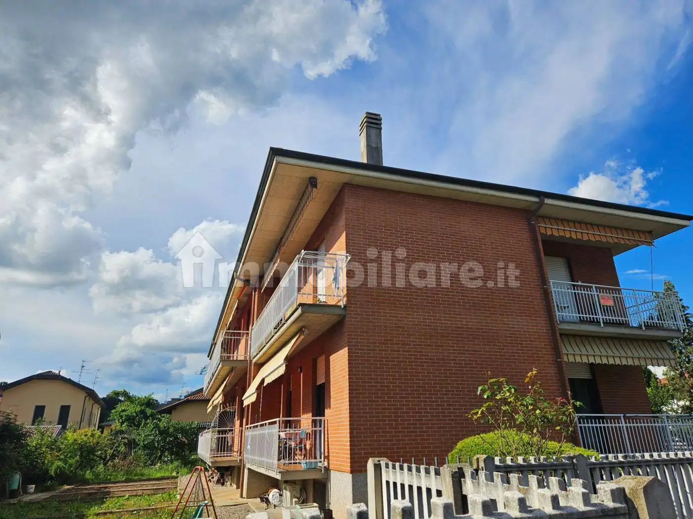 Appartamento in vendita a Cairate