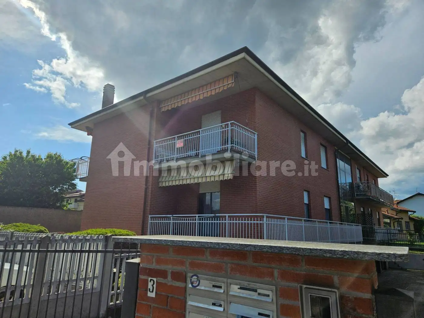 Trilocale via Giacomo Leopardi 3, Bolladello Peveranza, Cairate - foto 3