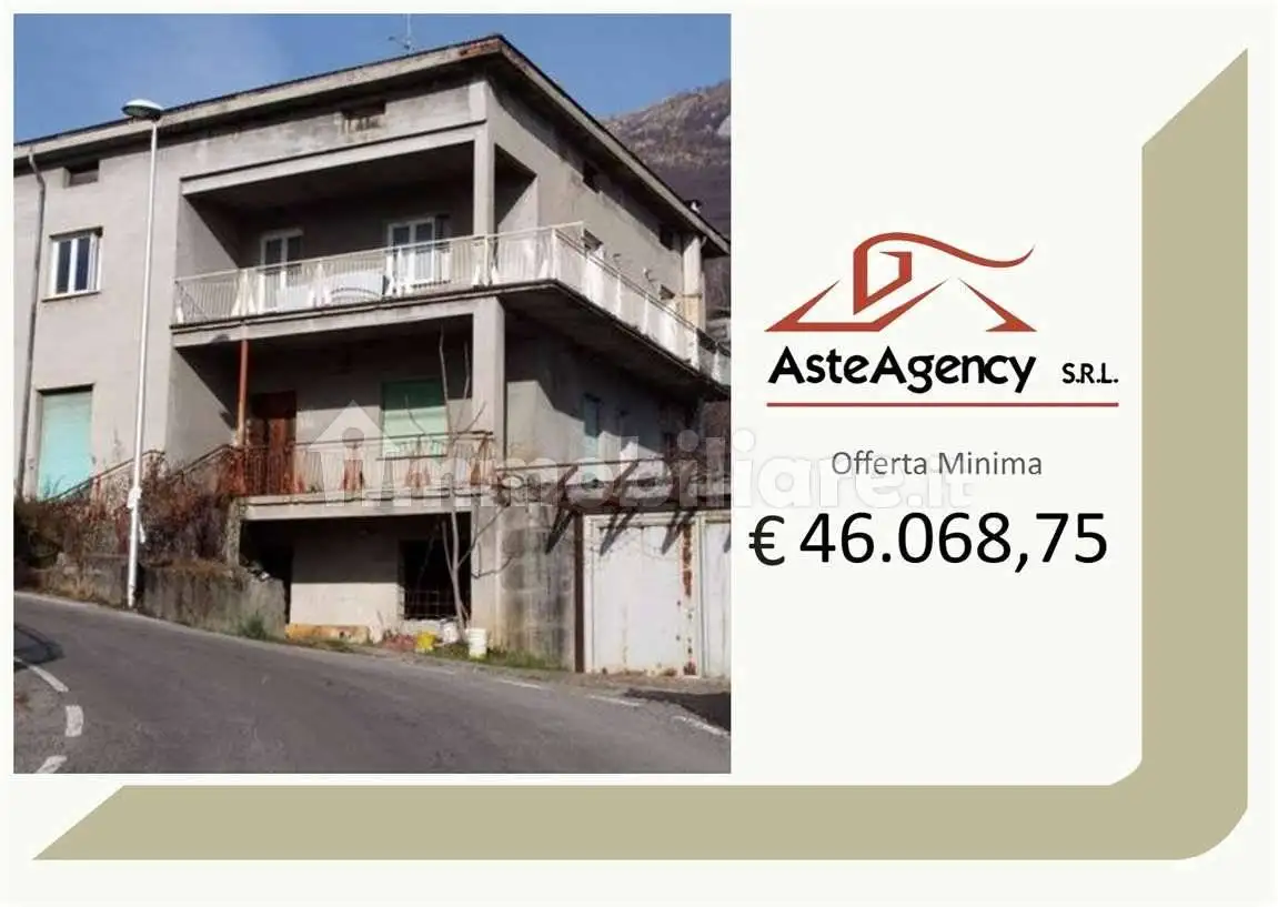 Casa indipendente in asta a Almenno San Bartolomeo