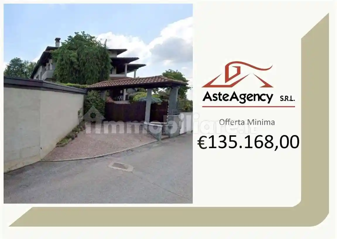 Villa in vendita a Mornago