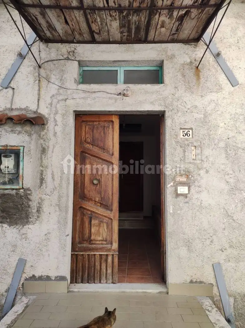Casa indipendente in vendita a L'Aquila