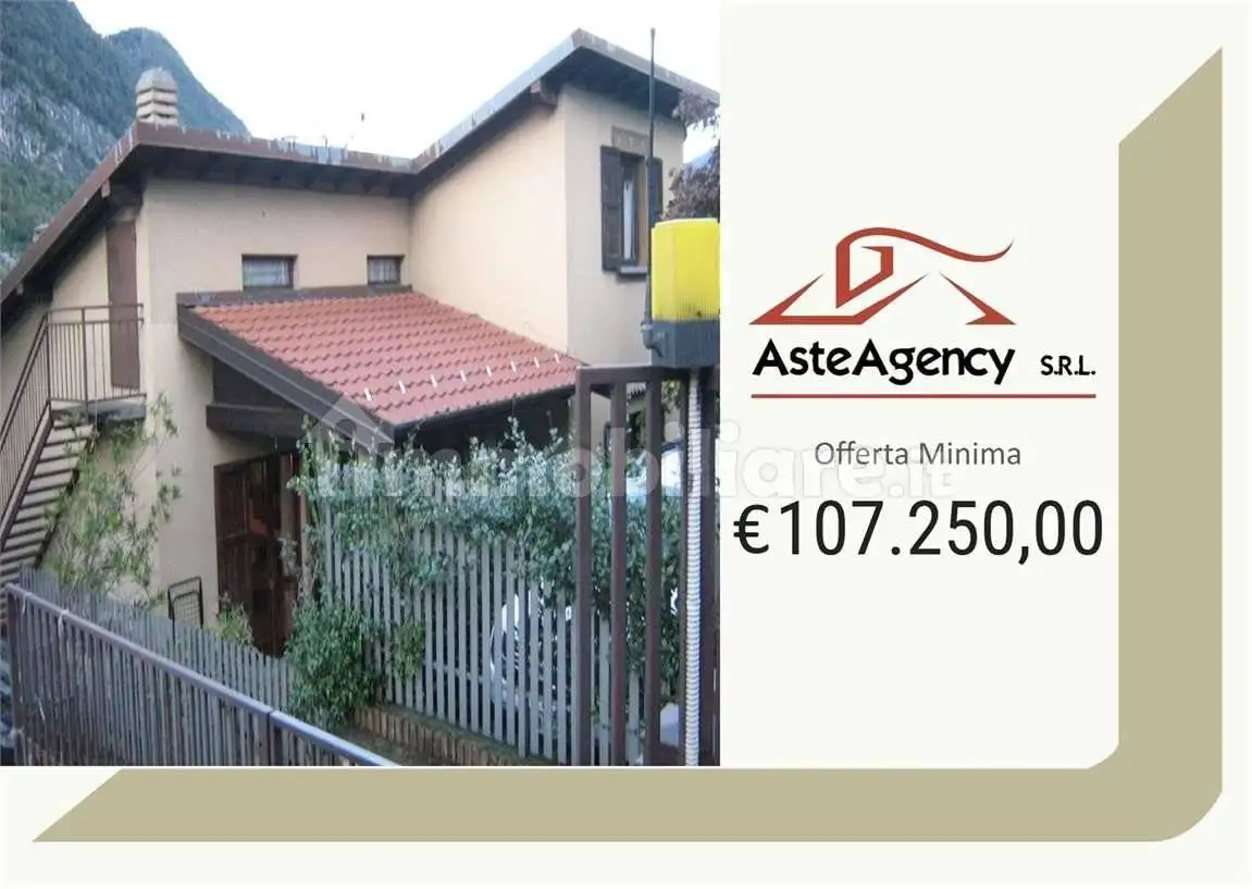 Villa in asta a Castelmarte