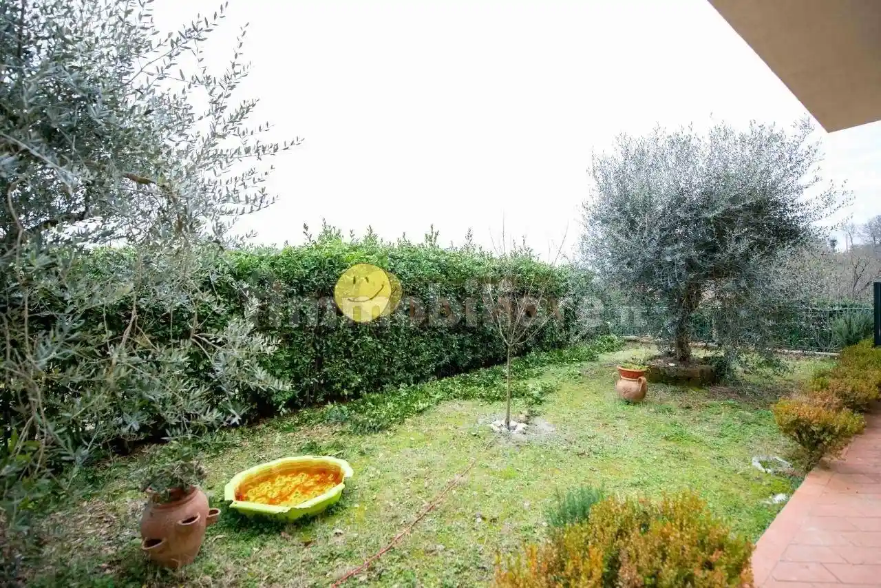 Terratetto unifamiliare 220 m², ottimo stato, Incisa In Val D'Arno, Figline e Incisa Valdarno - foto 2