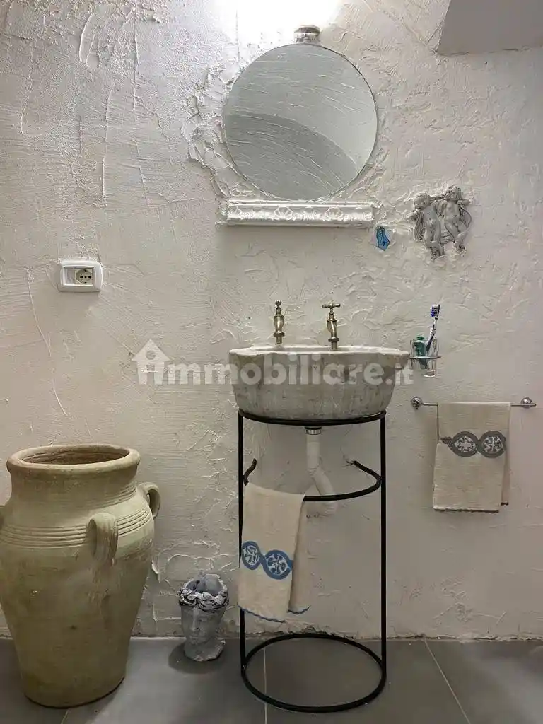 Quadrilocale Supportico d'Astuti 10, Santa Lucia, Napoli - foto 2