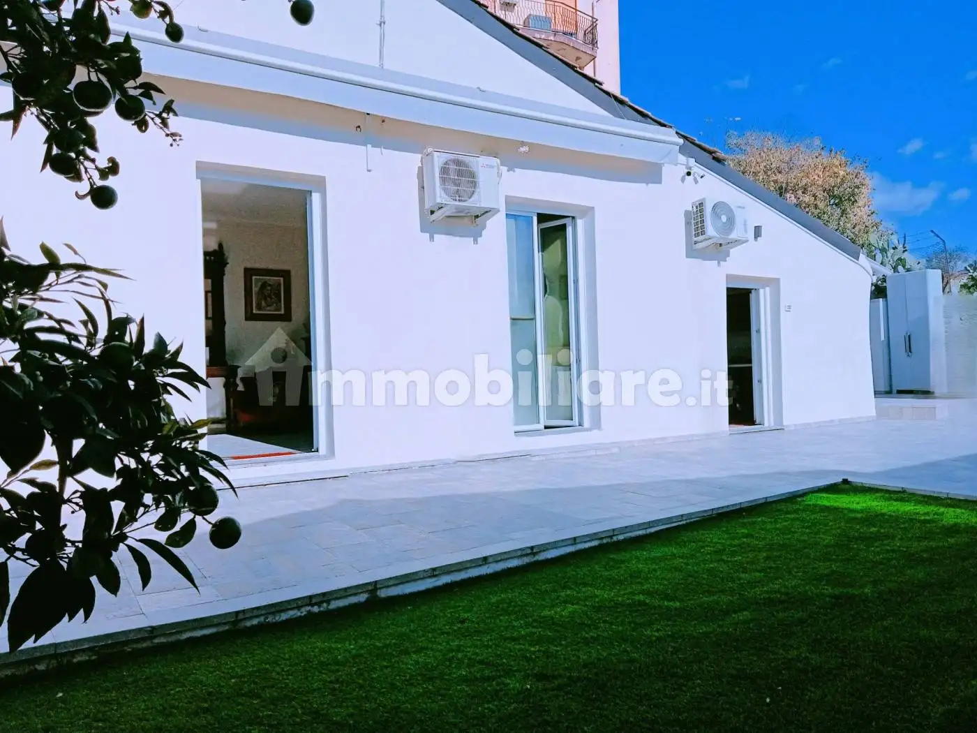 Villa in vendita a Gravina di Catania