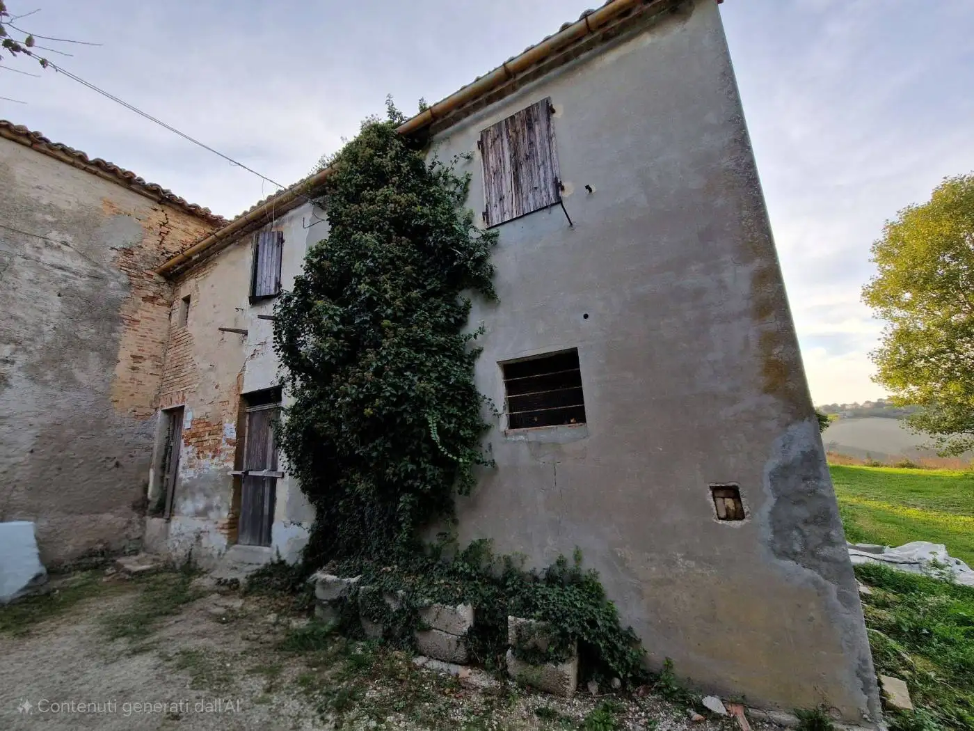 Rustico - Casale in vendita a Terre Roveresche