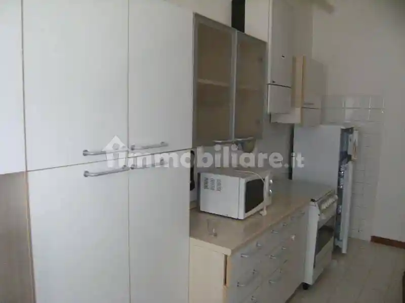 Trilocale buono stato, terzo piano, San Giacomo, Trieste - foto 3