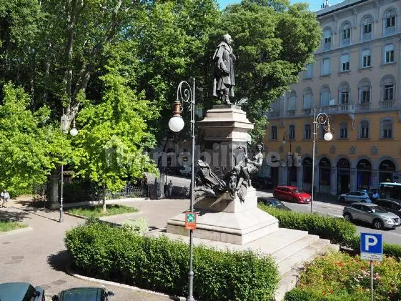 Appartamento in affitto a Trieste