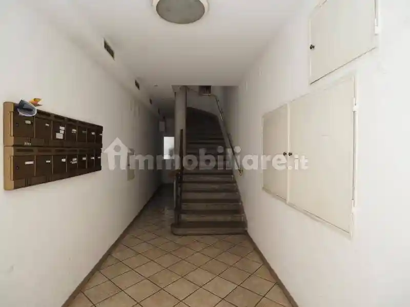 Bilocale ottimo stato, secondo piano, Borgo Teresiano, Trieste - foto 2