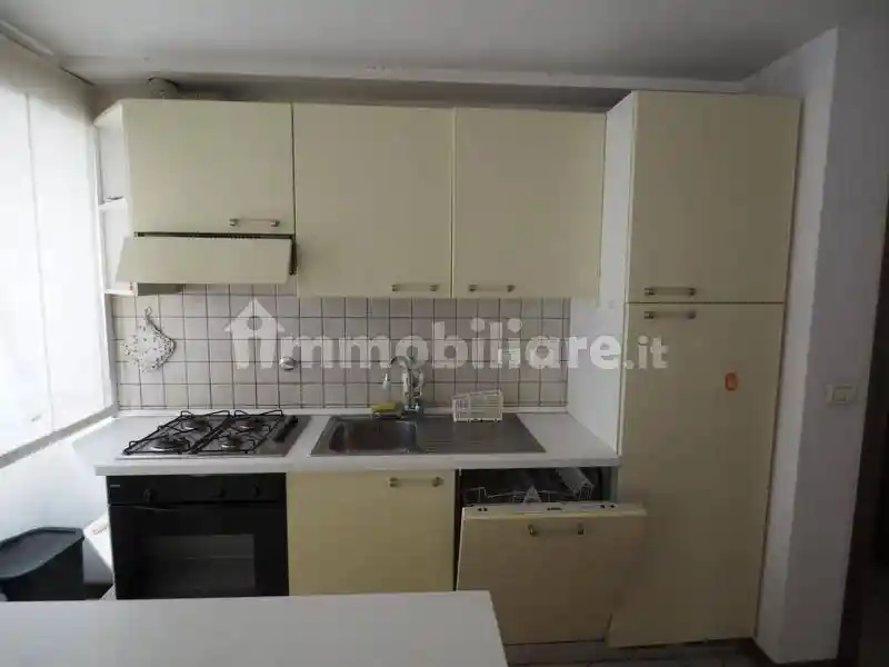 Bilocale ottimo stato, secondo piano, Borgo Teresiano, Trieste - foto 4