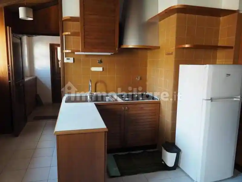 Bilocale buono stato, quarto piano, Città Vecchia, Trieste - foto 3