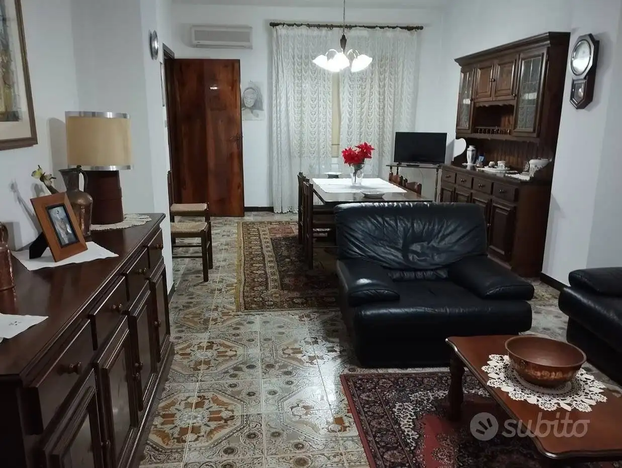 Villa unifamiliare via Monsignor Antonio Fanni 8, Centro, Ales - foto 3