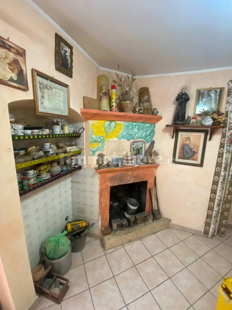 Appartamento in vendita a Cervara di Roma