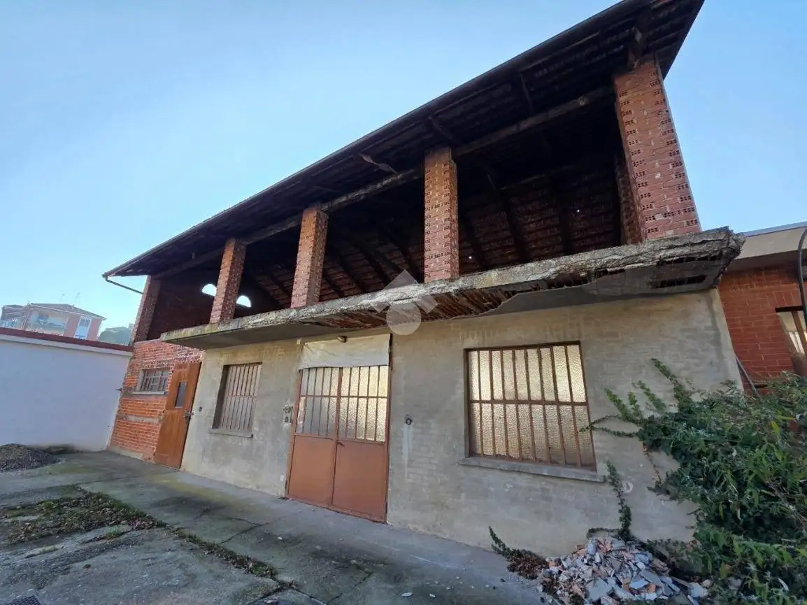 Rustico - Casale in vendita a Alpignano