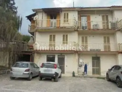 Appartamento in asta a Turania