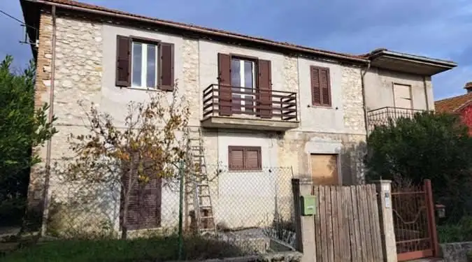 Appartamento in asta a Greccio