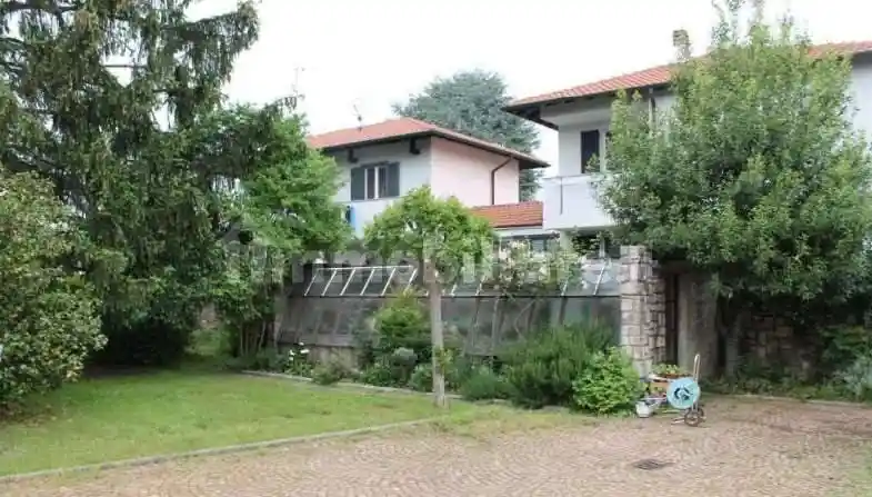 Villa all'asta via della Liberazione , 25, Gallarate - foto 4