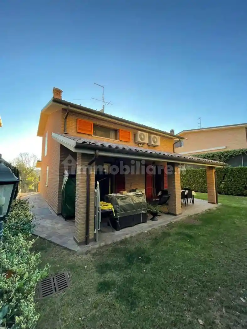 Villa unifamiliare via del Frumento 19, Trebbiantico, Pesaro - foto 2