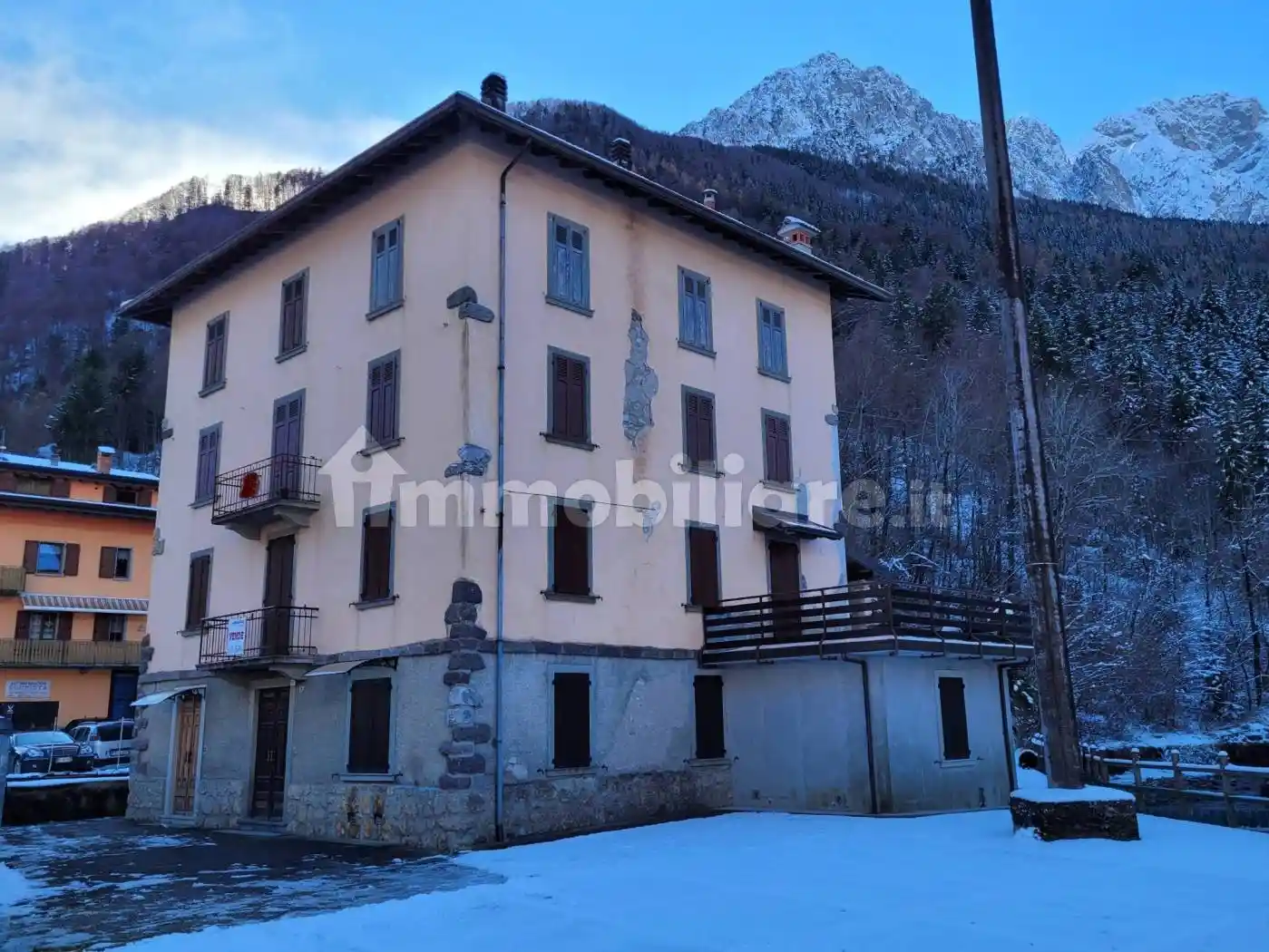 Quadrilocale via Papa Giovanni XXIII 9, Dezzo Di Scalve, Colere - foto 2