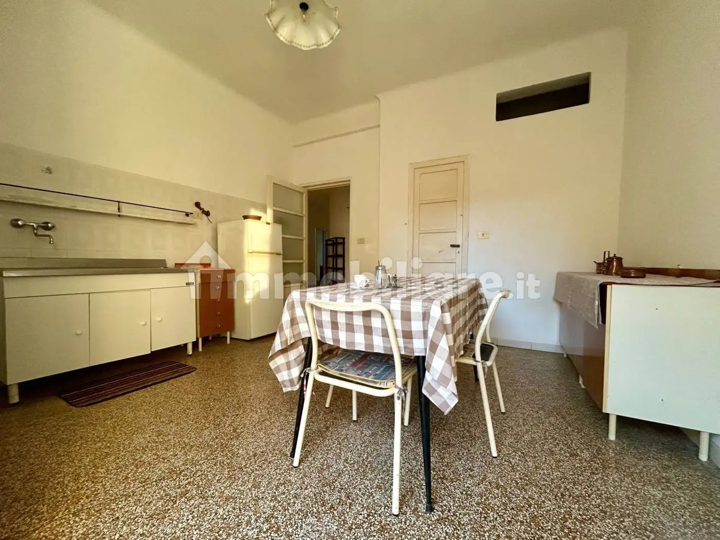 Quadrilocale via Roma 5, Centro, Varazze - foto 2