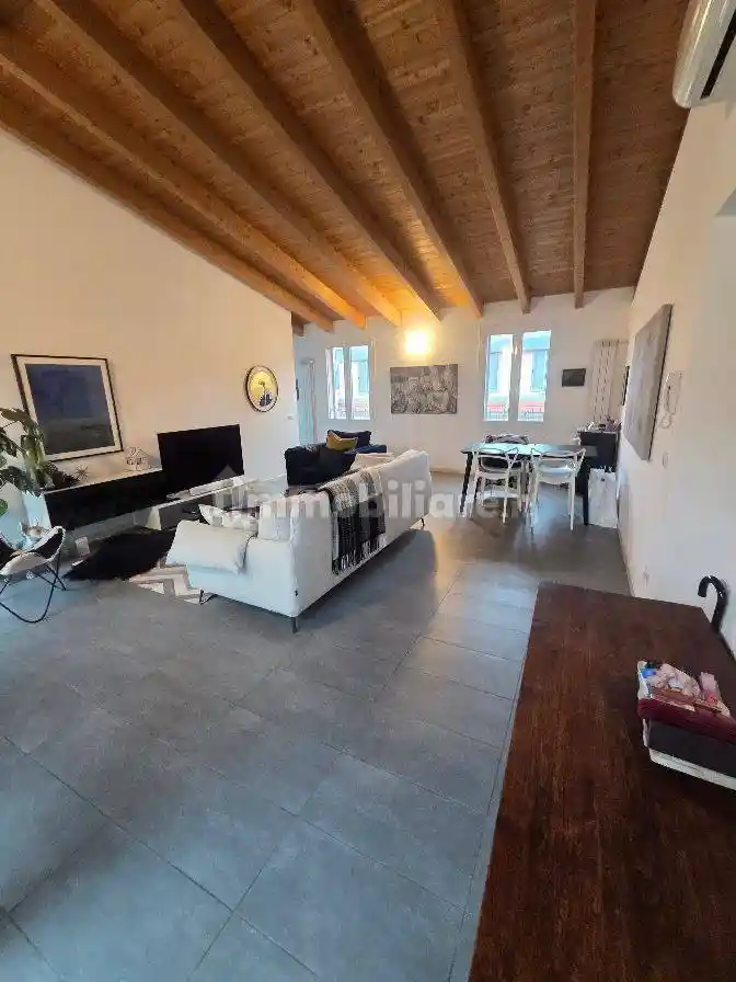 Trilocale via San Gregorio 39, Repubblica, Milano - foto 4