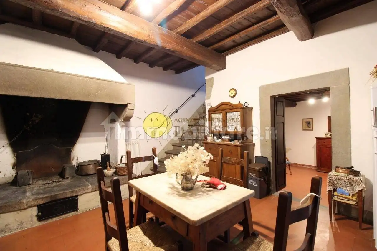 Palazzo - Edificio in vendita a Figline e Incisa Valdarno