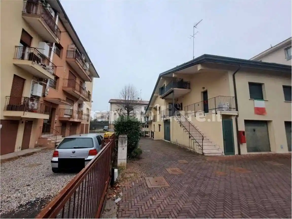 Appartamento via Antonio Scarpa 6, Sant'Antonino - Ospedale, Treviso - foto 2