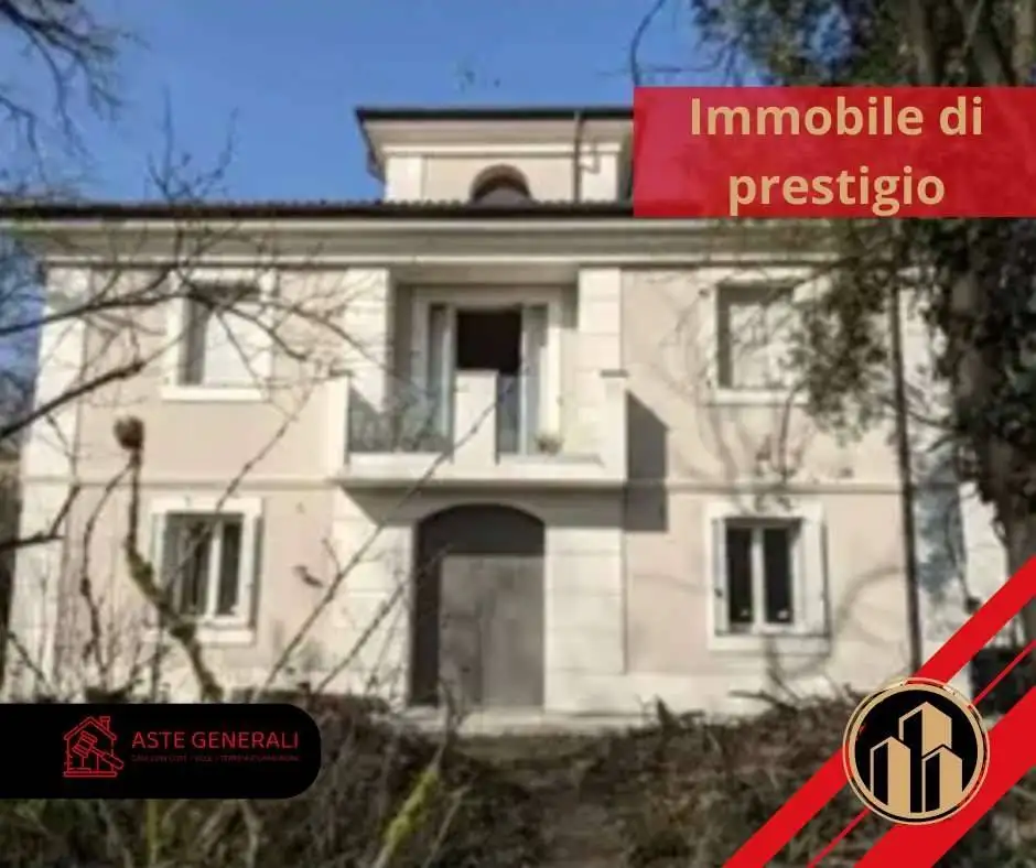 Villa in asta a San Felice sul Panaro