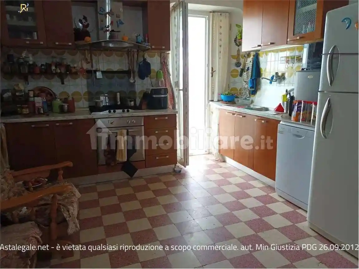 Rustico - casale all'asta Contrada Pagliari, 5, Penne - foto 3