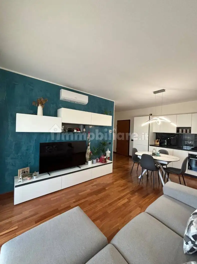 Appartamento in affitto a Muggiò