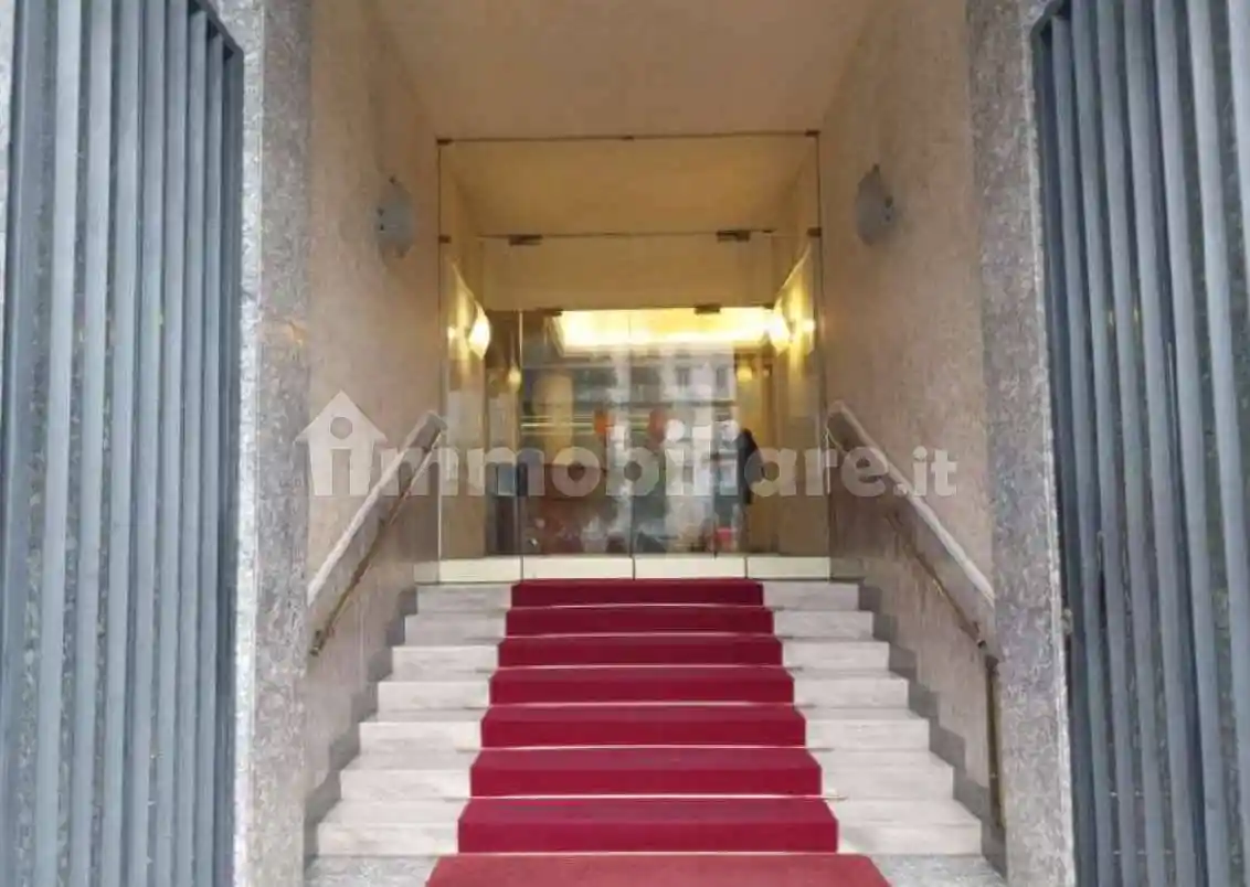 Appartamento all'asta piazzale Biancamano, 2, 20121 Milano Italia, 2, Milano - foto 3