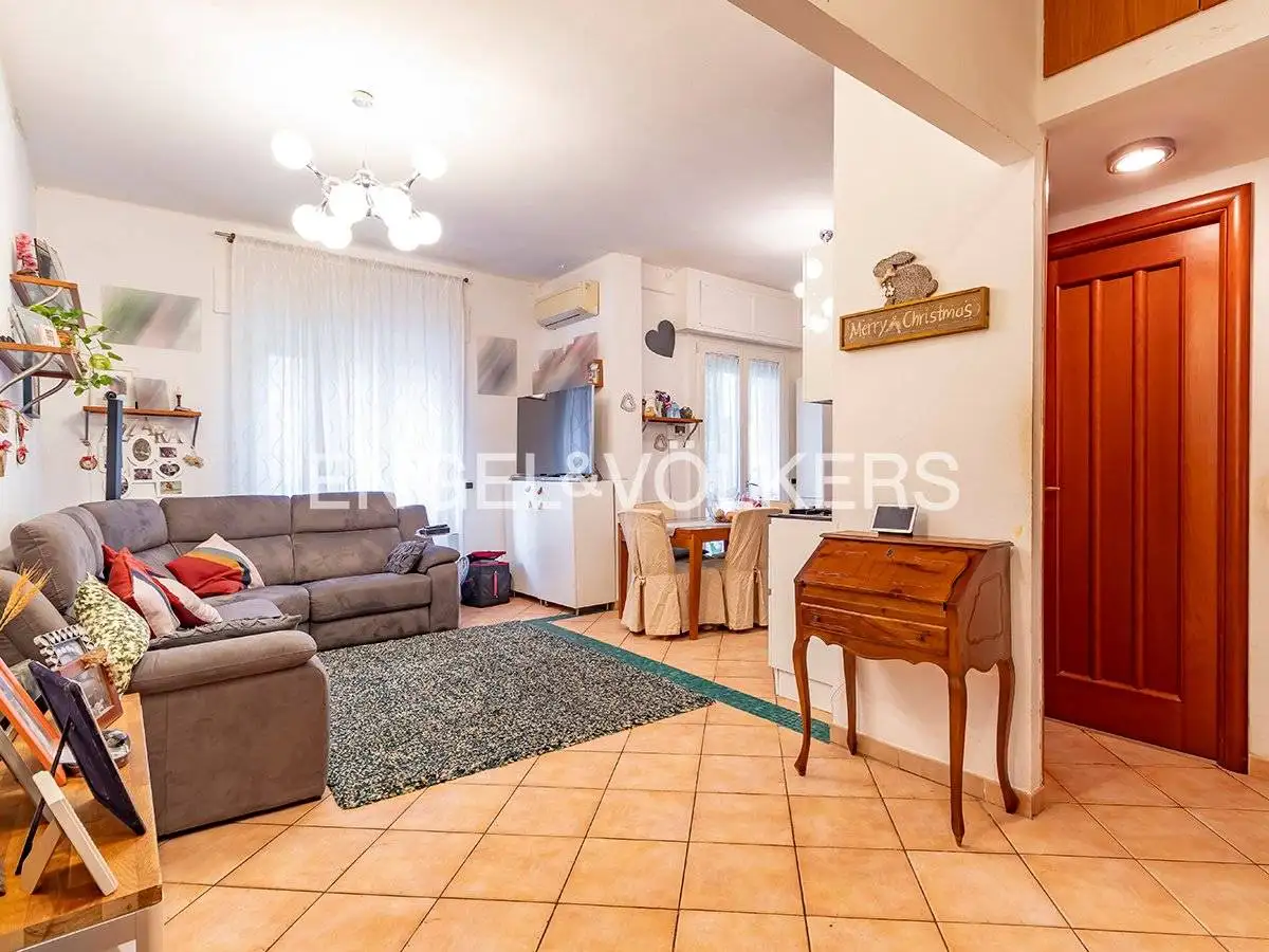 Appartamento in vendita a Roma