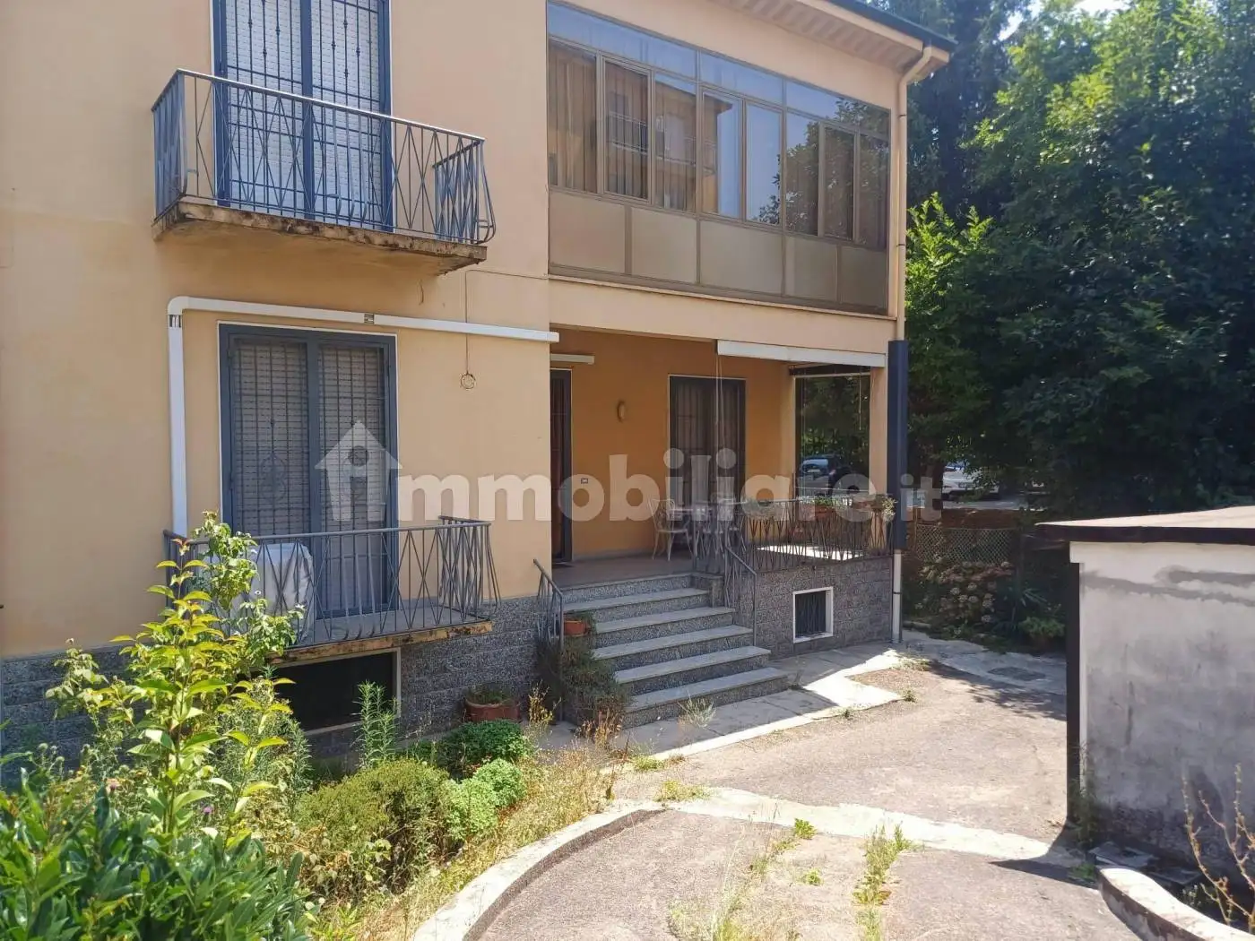 Villa in vendita a Garbagnate Milanese