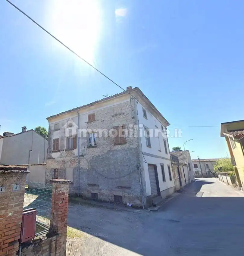 Appartamento in asta a Corana