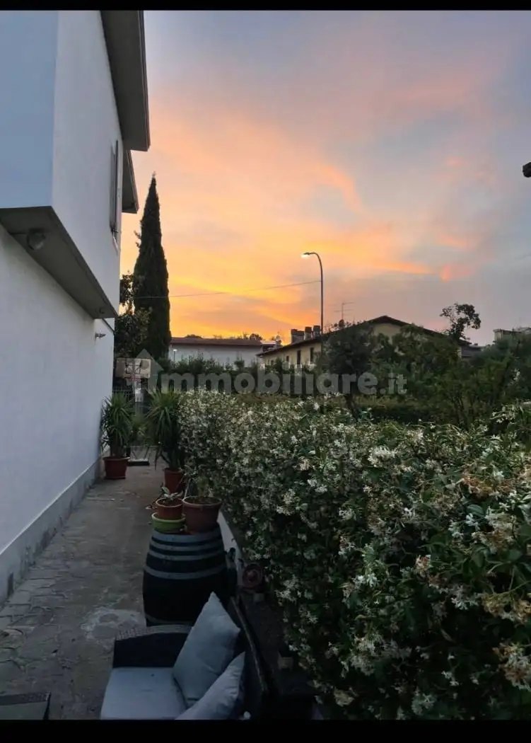 Villa in vendita a Campi Bisenzio