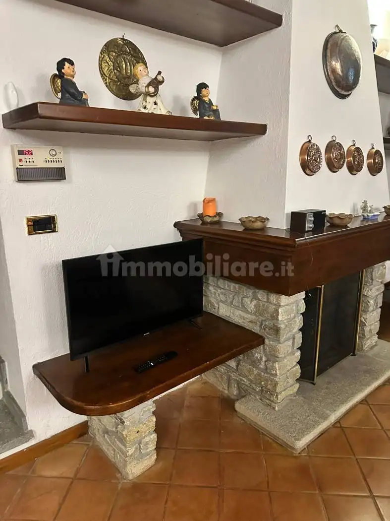 Bilocale via Giuseppe Mazzini 22, Centro, Bardonecchia - foto 2