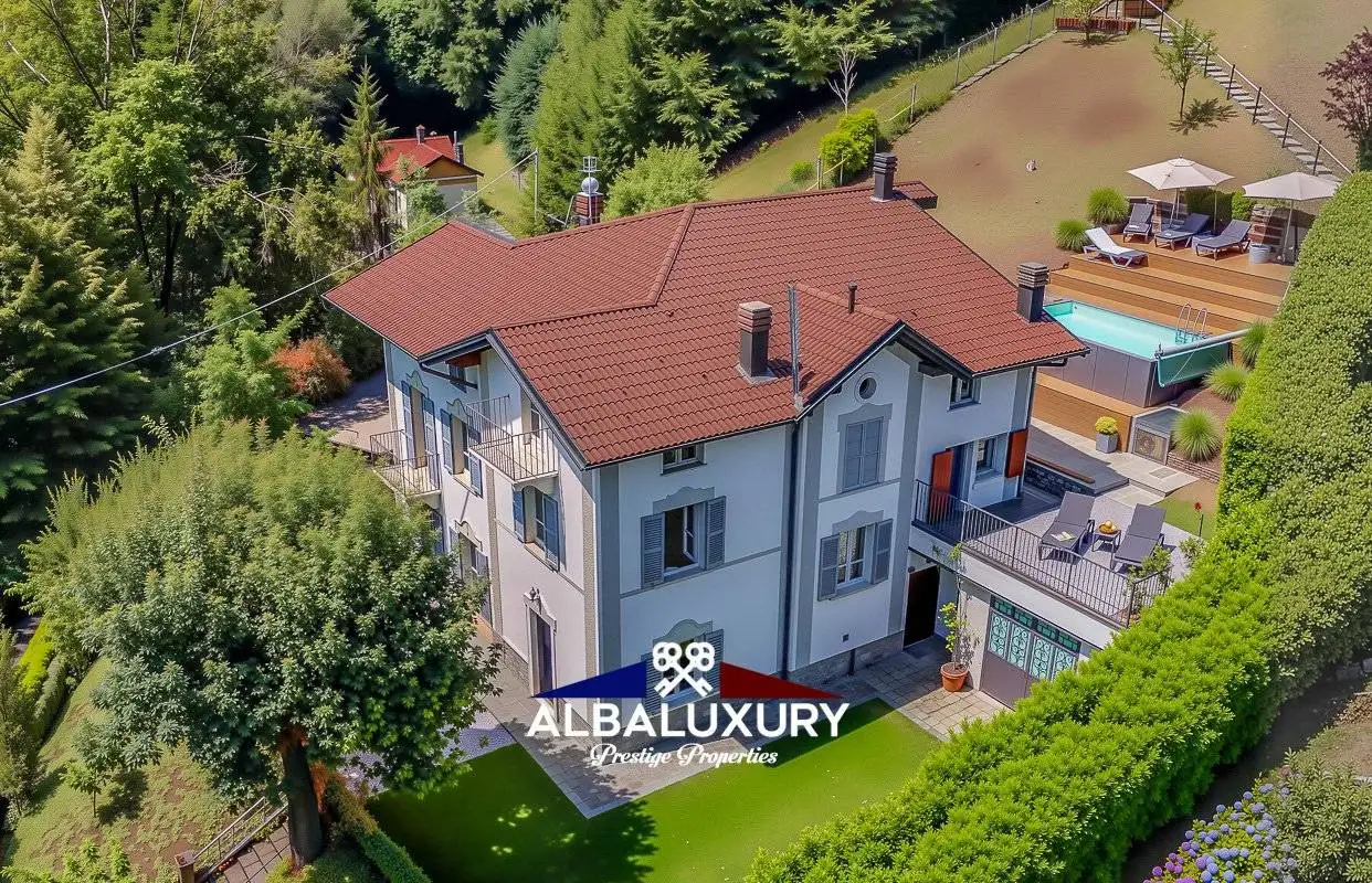 Villa in vendita a Argegno