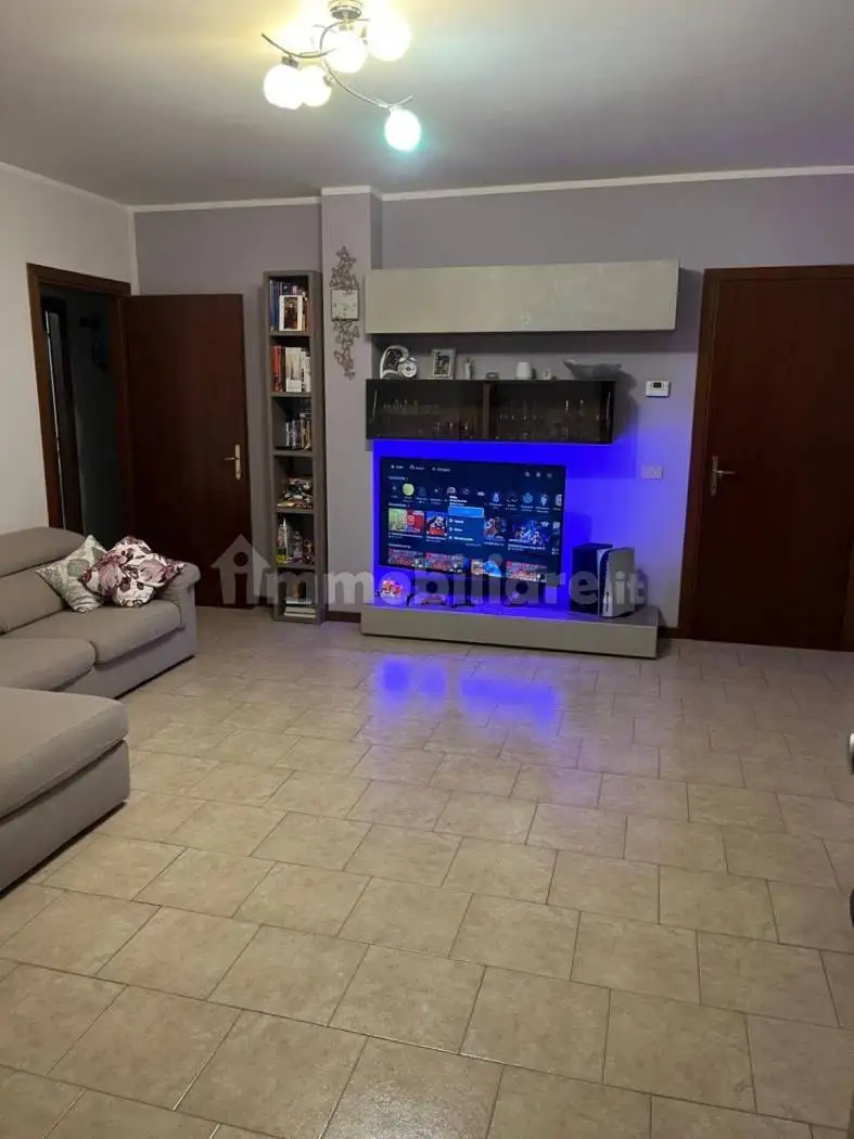 Trilocale via Lazio 23, Asola - foto 4