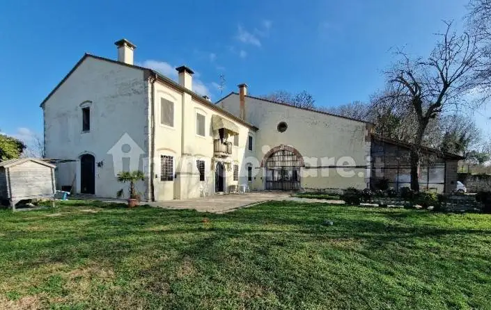 Casa indipendente in asta a Sossano