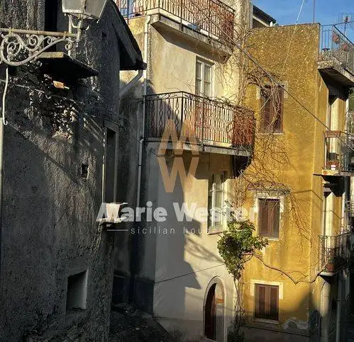 Villa in vendita a Novara di Sicilia