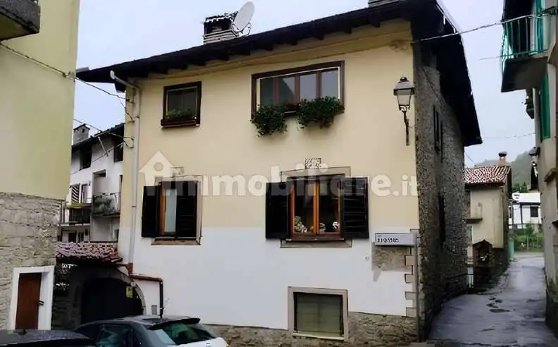 Appartamento in asta a Barzio