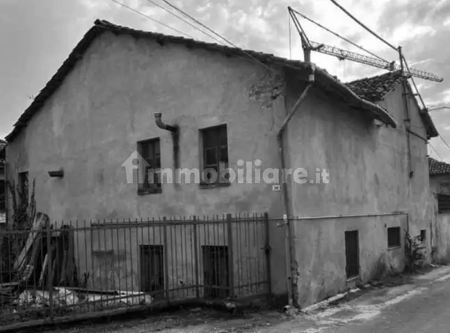Casa indipendente in asta a Castagnole delle Lanze