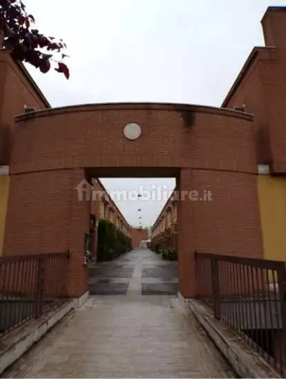 Villetta a schiera in asta a Bollate