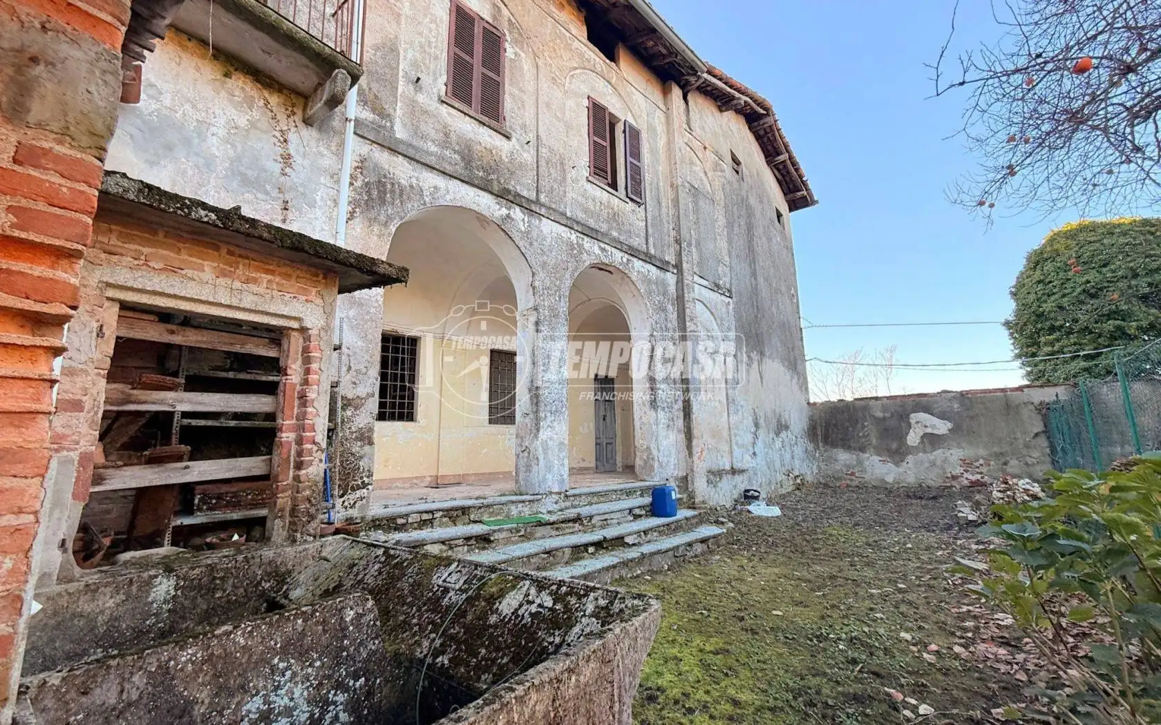 Casa indipendente in vendita a Lozzolo