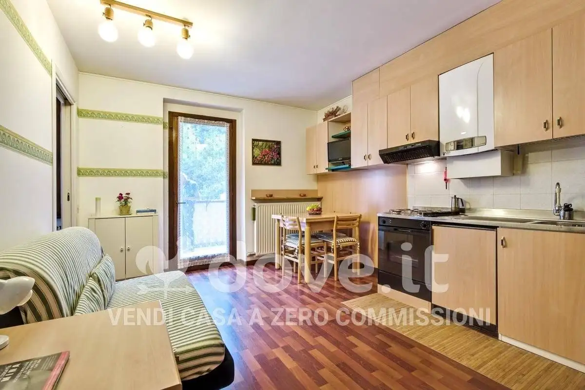 Bilocale buono stato, piano terra, Aprica - foto 3