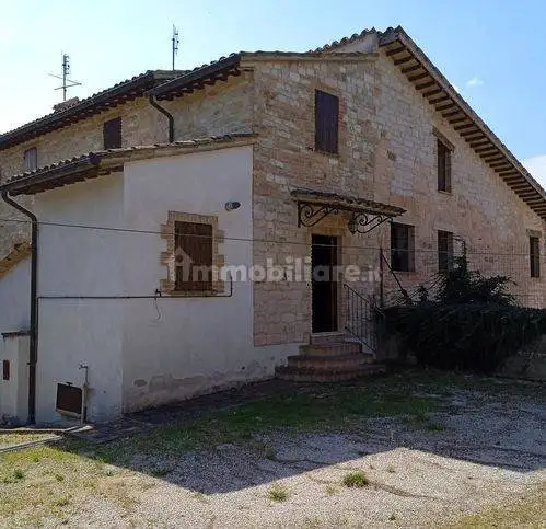 Villa in vendita a Frontone