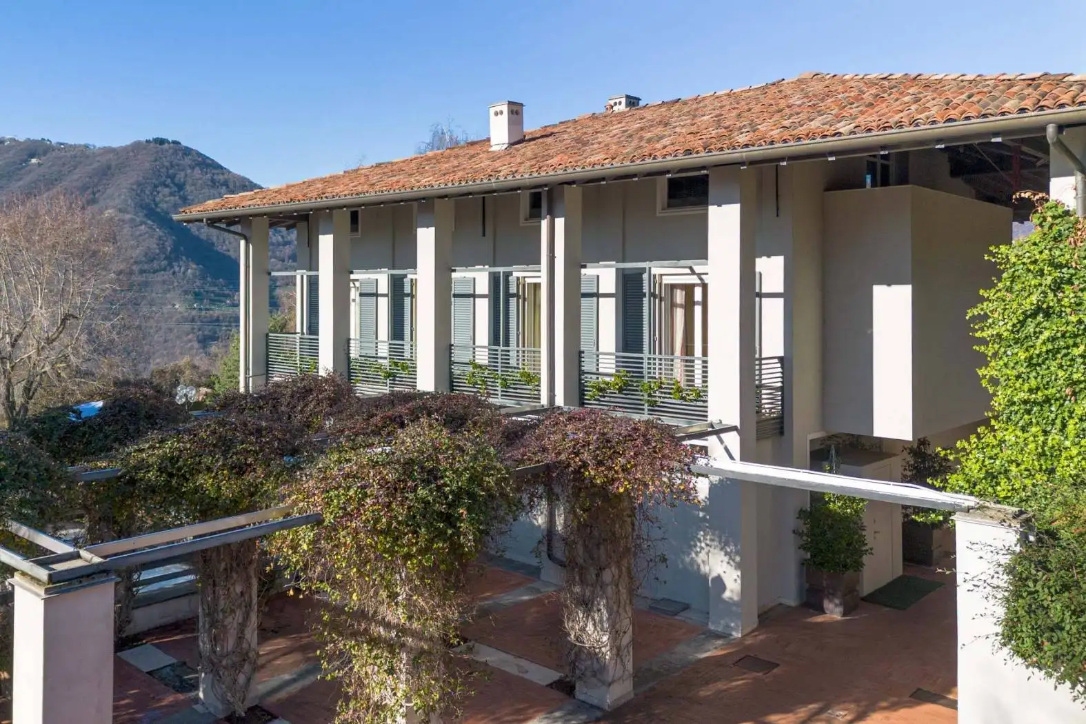 Villa in vendita a Cene